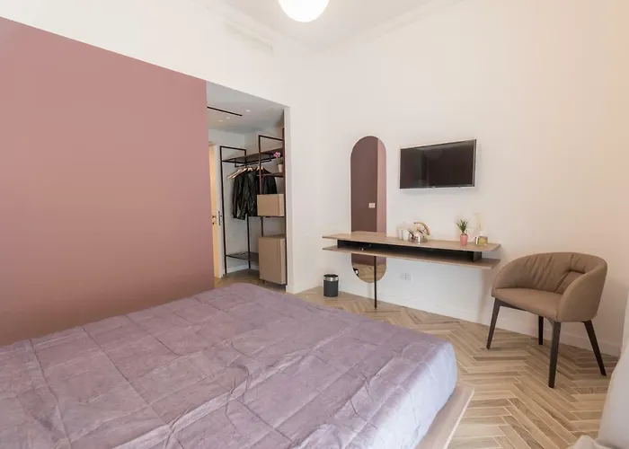 Konukevi Florea Palace *