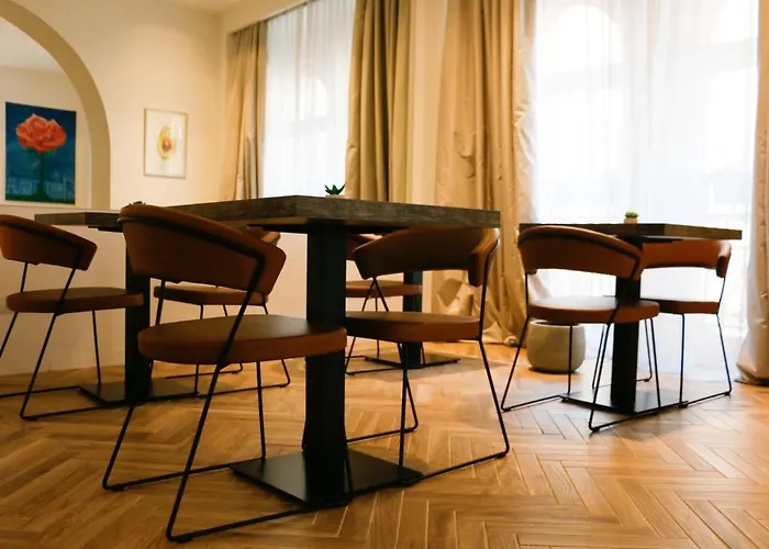 Florea Palace * רומא