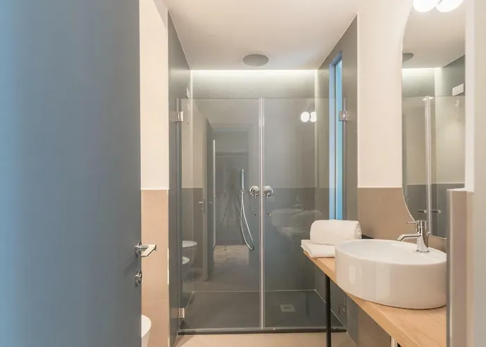 Florea Palace Gasthof *