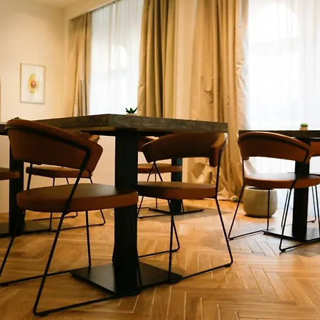 Florea Palace * Roma