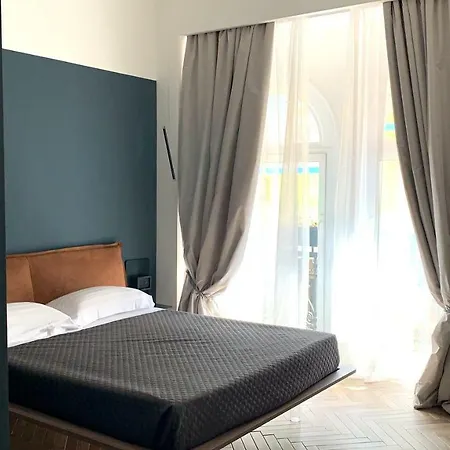 Florea Palace Pensión Roma